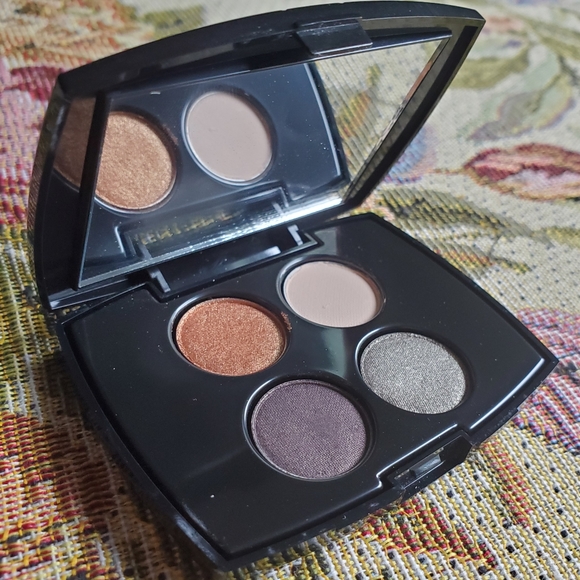 2/$20 💕 NEW Lancôme color design eyeshadow - Picture 2 of 4